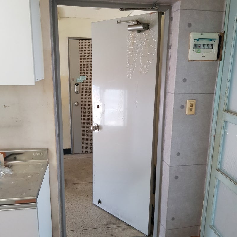 아파트 현관문 교체 비용과 설치 방법 : 네이버 블로그 아파트 현관문 교체 비용과 설치 방법 : 네이버 블로그