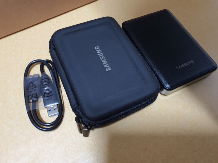 삼성 정품 외장하드(J3 Portable 4TB USB3.0) 가격과 느낌 삼성 정품 외장하드(J3 Portable 4TB USB3.0) 가격과 느낌