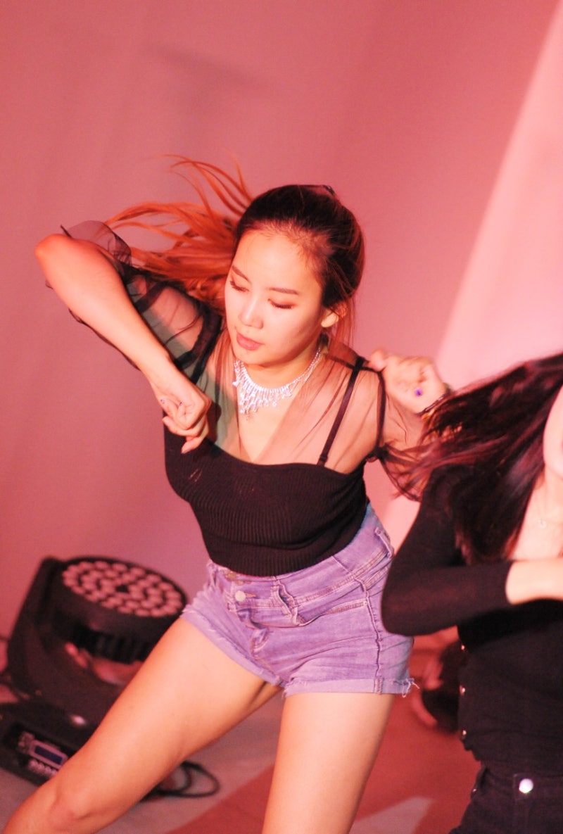 걸그룹#데뷔#26살#12월#발매일맞춤#연말#앨범제작#해외엔터테인먼트#비트리플#kpop#역사교사#북한학#한류#댄스#직장인버킷리스트 :  네이버 블로그