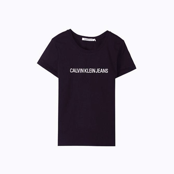 [AK플라자][캘빈클라인진] 여성 자수 로고 슬림 핏 반팔 티셔츠 (J212719-BAE) (40,140원)