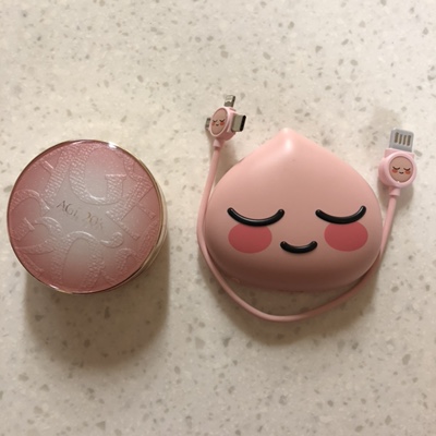  [내돈내산/보조배터리] 카카오 어피치 얼굴 보조배터리 6400mAh 1년 사용 (때타는 정도, 크기, 무게, 가격)