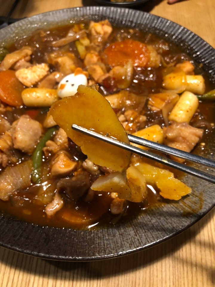  신촌 찜닭맛집 추천 대포찜닭, 공기밥 무한리필까지!