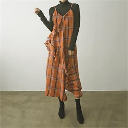  [수키]뷔스티에 체크 원피스 1043793 (89,200원)