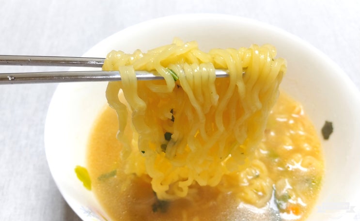  오뚜기 채황! 채소라면의 황제~ 먹을만하네요~