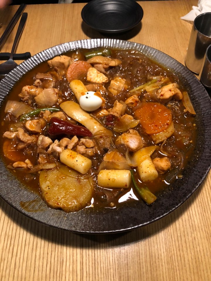  신촌 찜닭 추천 맛집 대포찜닭, 싸고 양많고 좋아(밥 무한리필)