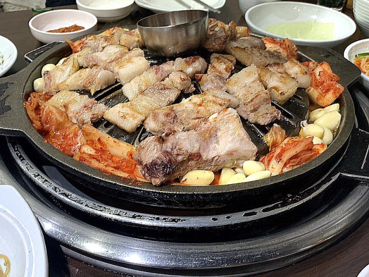  율동공원 모임장소, 고기맛집 육간명가