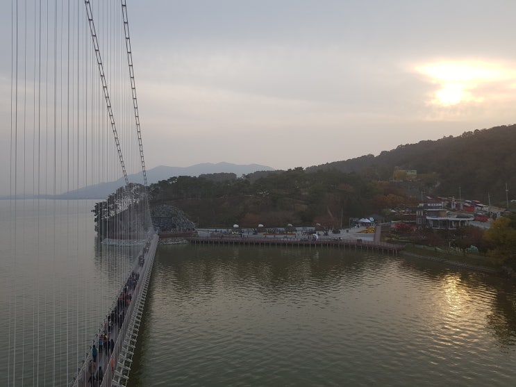  예산 가볼만한 곳 - 아름다운 저수지 예당호 출렁다리