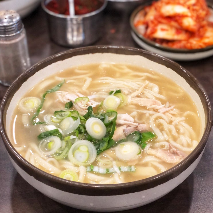  고양시 정발산동 일산칼국수 닭칼국수 일산 닭칼국수  일산 칼국수 일산 칼국수 맛집 일산 칼국수 본점