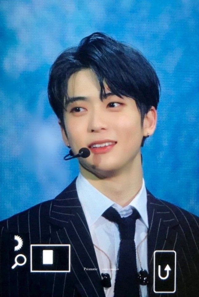  페북 댓글 12000개 찍은 NCT 재현 갓경 팬미팅 비주얼