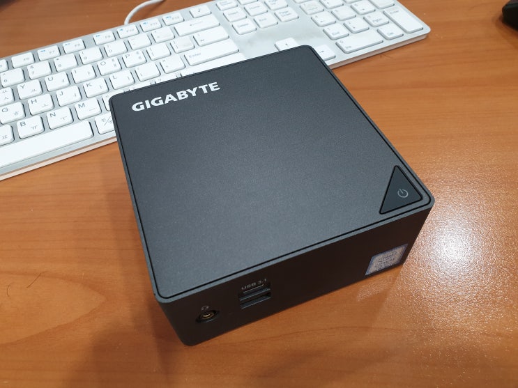 GIGABYTE 베어본 PC