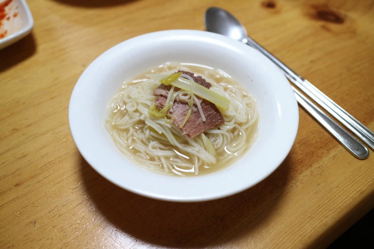  [자양동] 민정식당. 겨울 주말 낮술 코스 1 : 수육전골과 소면사리 (자양시장 / 서울 수육전골 맛집)