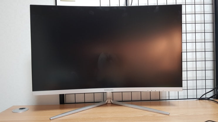  한성컴퓨터 모니터 27인치 Ultron 2757C [144Hz] 무결점 구매 리뷰 (1800R 커브드)