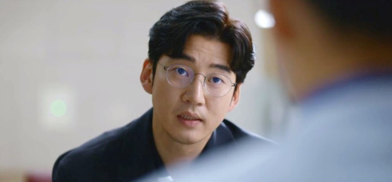 ì´ˆì½œë¦¿ ìœ¤ê³„ìƒ ì•ˆê²½ ë¦°ë