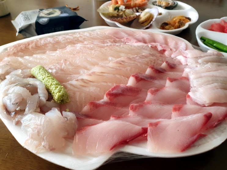 HN원주어시장 마린보이 대방어 분할판매 활어 회 맛집
