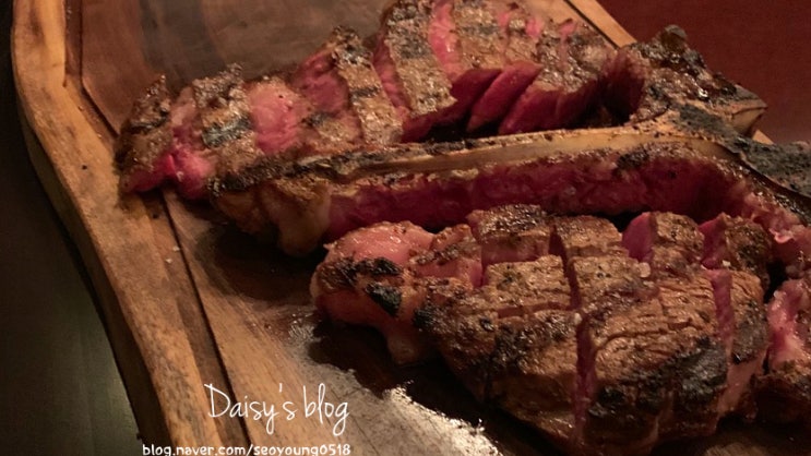  #토론토맛집 - 현지인만 아는 분위기 좋은 "Harry’s Steak house"