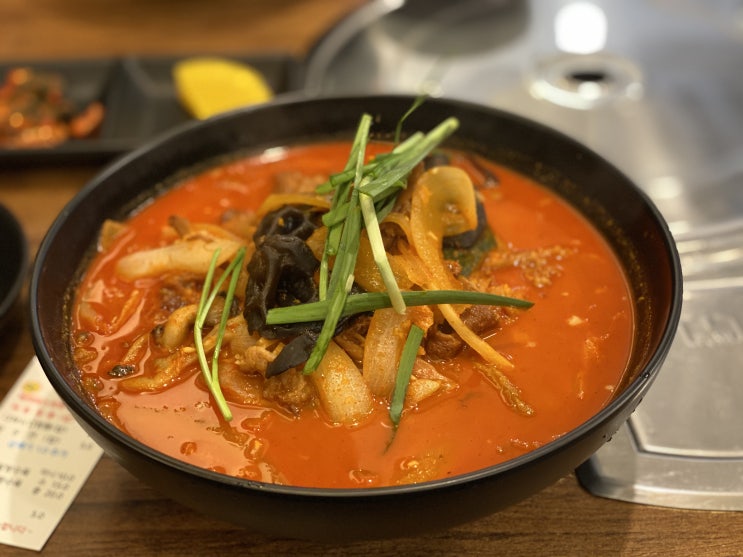  전날 과음했다면 청주 성안길 뼈대있는 짬뽕에서 시원하게 해장하세요.