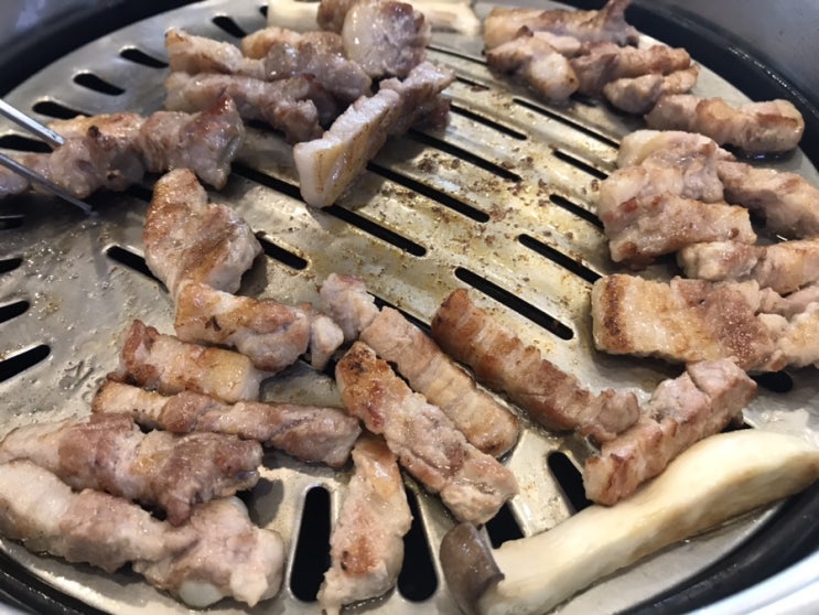  충주 삼겹살 웰컴투돈맛골 문화동 맛집이네