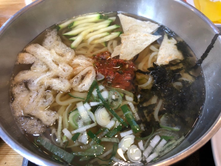  안산 중앙역 우동 맛집 - 35년 전통 수유리 우동집 안산중앙점 - 얼큰우동, 잔치국수, 갈비만두, 김밥