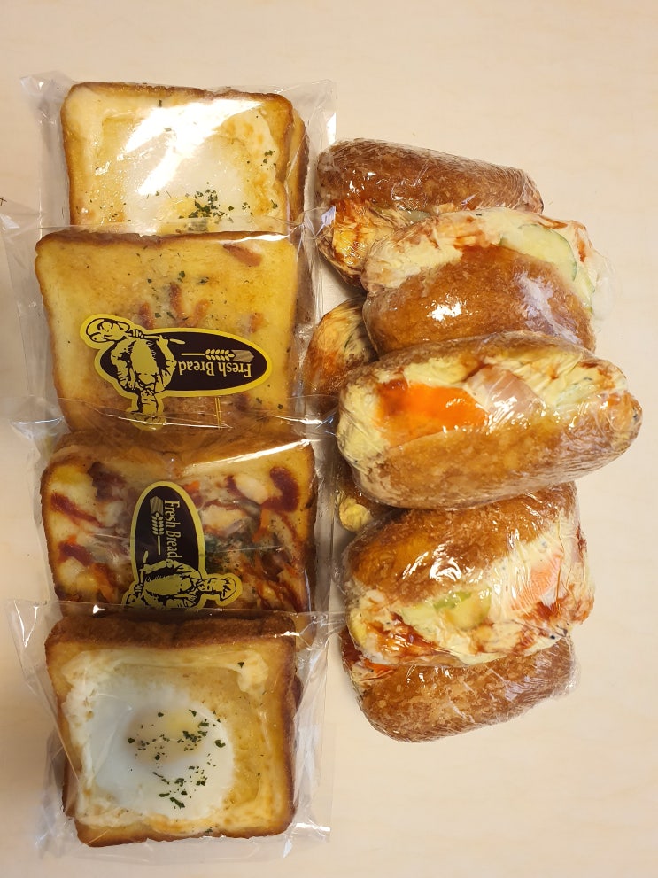  변X옥 환자분께서 빵을 선물로 주셨어요 : )