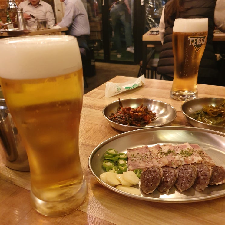 문래창작촌데이트: 돈꼬불 돼지꼬리맛집 분위기 핫플