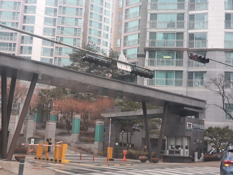  용인에어컨매립배관검사 후 꺾인 배관 복원수리 집 손상 없이 해결