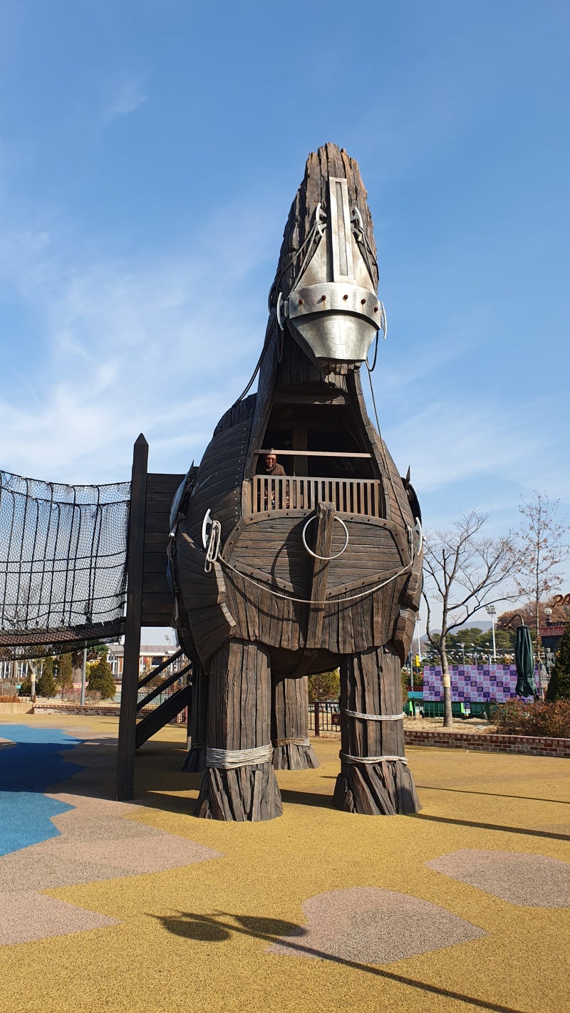 3살/5살 아이와 갈만한곳] 과천서울 경마공원 렛츠런파크 포니랜드/놀라운지/시크릿웨이 투어! : 네이버 블로그, image size:800x1422