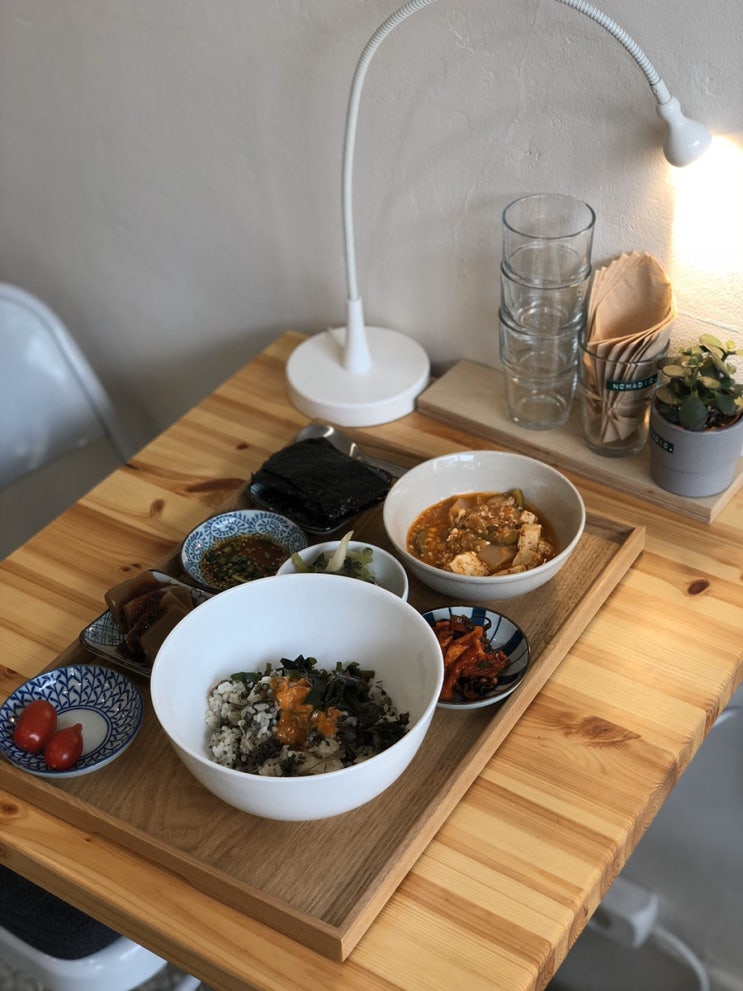  [망원] 혼밥족을 위한 조용하고 정갈한 식당