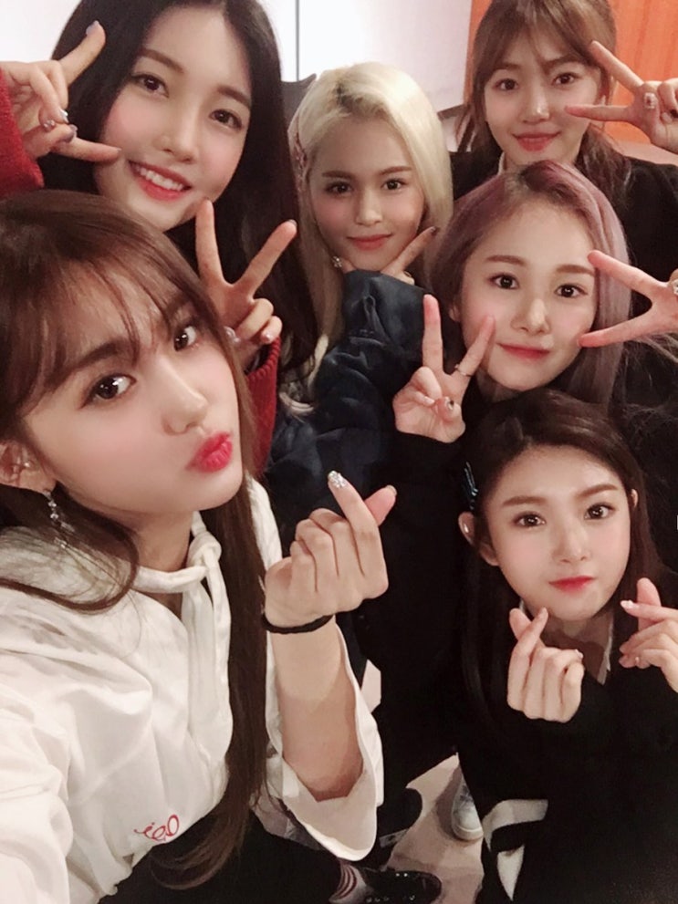에버글로우 EVERGLOW (멤버 프로필) 에버글로우 EVERGLOW (멤버 프로필)
