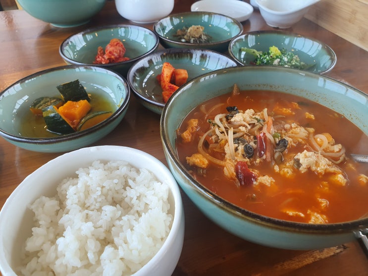 제주공항맛집 순수한둠비 도두점 둠비카페 둠비식당 제주순두부전문