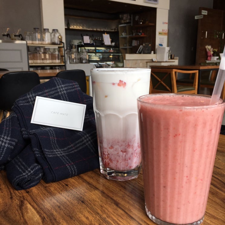 [영월] 딸기라떼가 맛있었던 영월 카페 &lsquo;카페메이트&rsquo;