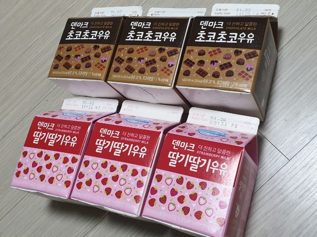 편의점 간식 중에 호빵 마시멜로랑 덴마크 딸기 우유가 최고!!