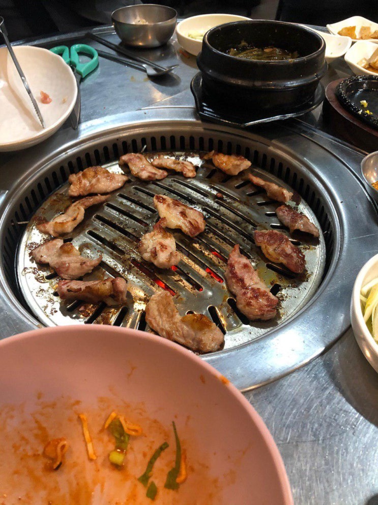  12월30일 친구와 연말 돼지고기 술한잔