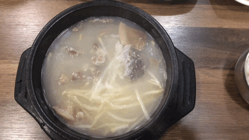 소머리국밥이 특이한 천안 공구상가거리 맛집 다가동 제일왕족발 / 천안식후감