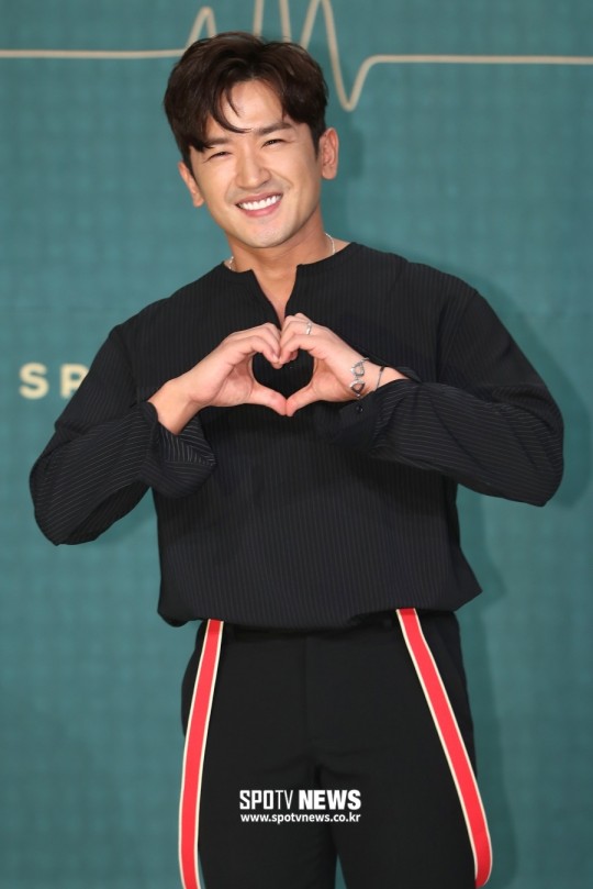 신화 이민우 측 "강제추행 무혐의 처분…심려 끼쳐 죄송"[전문]