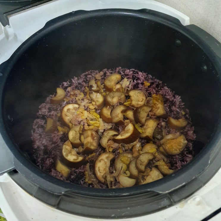  가지밥, 고추장찌개, 팽이버섯전 만들기