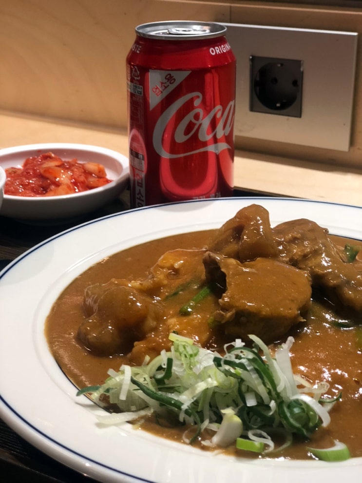  고터 강남 파미에스테이션 가성비 맛집 면주방 안심시금치 카레 고속버스터미널 센트럴시티 덮밥