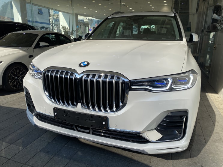 BMW X7 xDrive 30d Design Pure Excellence 7Seater 출고인증