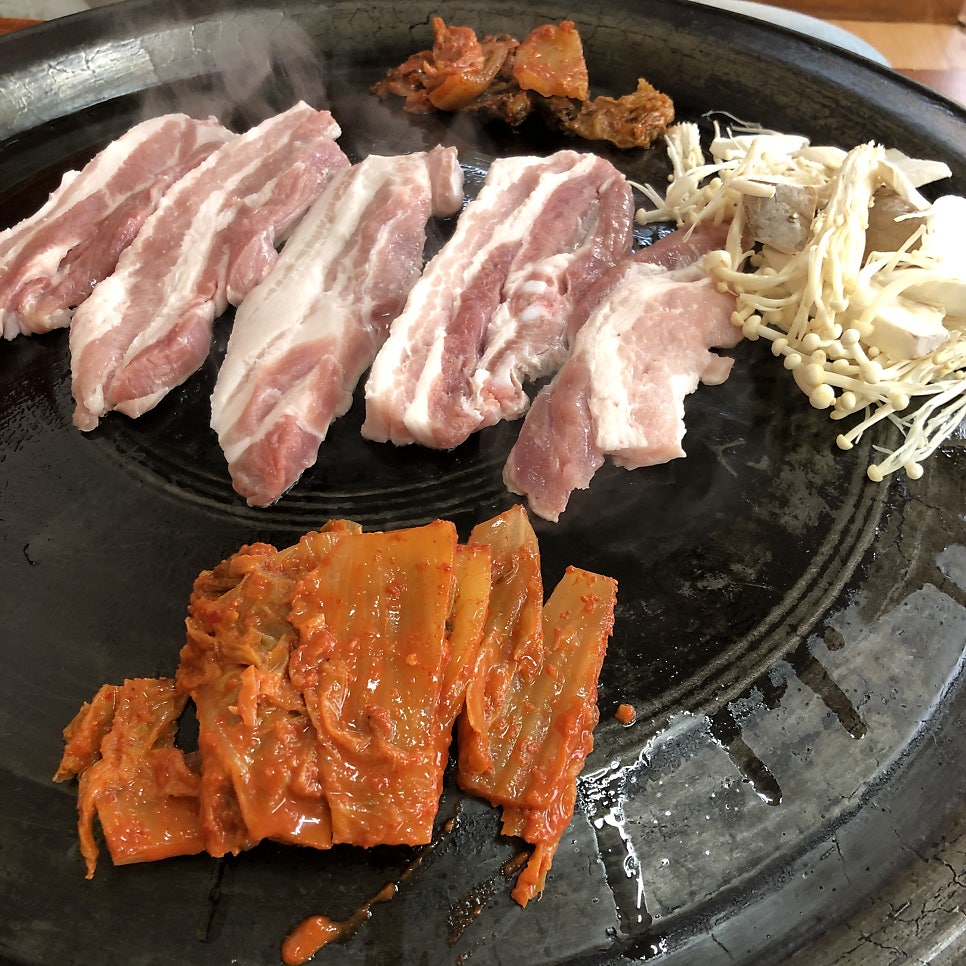 부뚜막김치생삼겹 사진 3