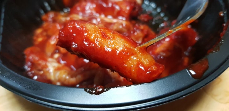 오늘도 세븐일레븐 방문했어요 직화닭발 그리고 매운 쫄볶이
