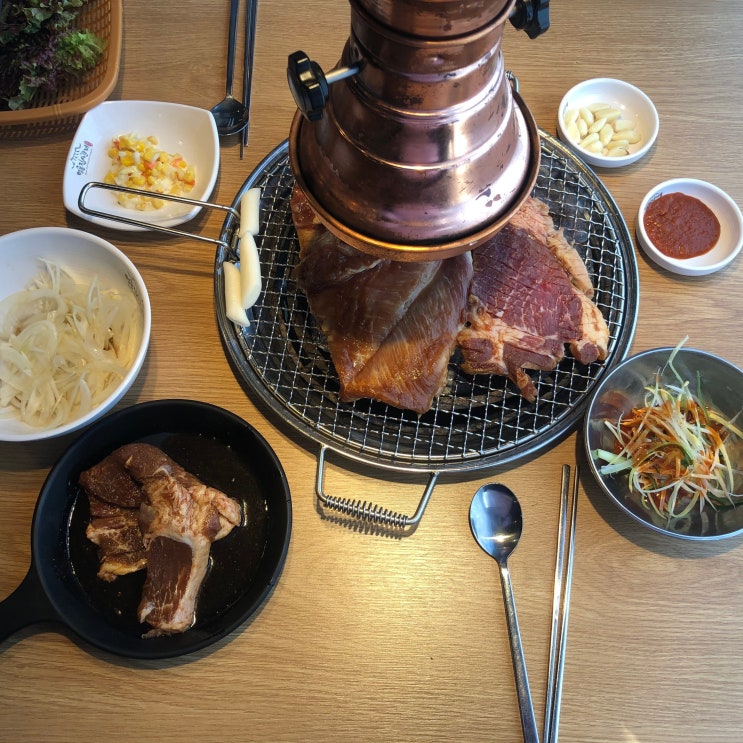  고기, 고기는 사랑 <명륜진사갈비> 약대오거리 점