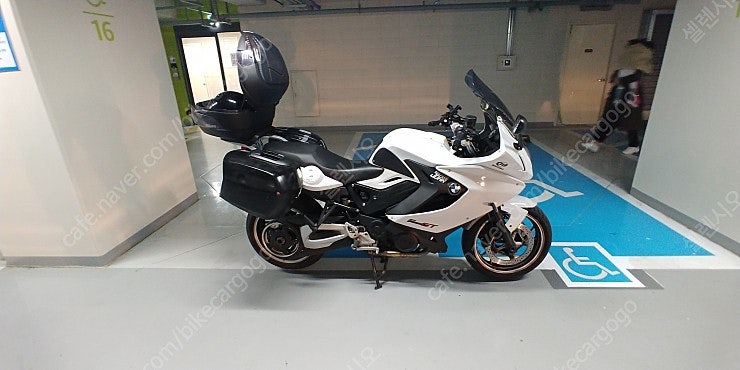 13년식 BMW F800GT