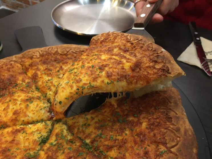  [게스트하우스/류] 피자가 맛있는 수제맥주전문점 브롱스 교동점