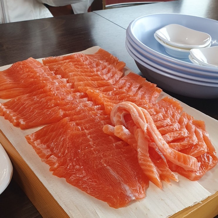 [포천맛집]포천이동갈비 말고 쫀득한 송어회 어떤가요?ෆ '토담송어횟집'