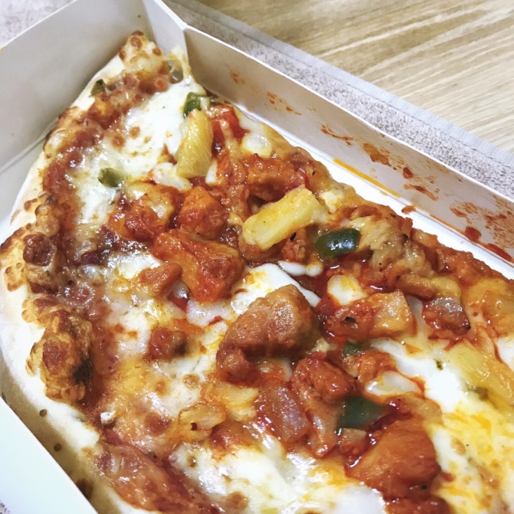  고메 하프피자 (크레이지 핫치킨) | 매운피자 저렴하게 먹는 방법