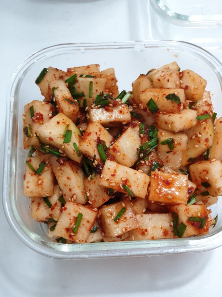 이색김치 콜라비 깍두기로 코로나로 지친 가족입맛 살리기 엄마의 다이어트는 덤 이색김치 콜라비 깍두기로 코로나로 지친 가족입맛 살리기 엄마의 다이어트는 덤