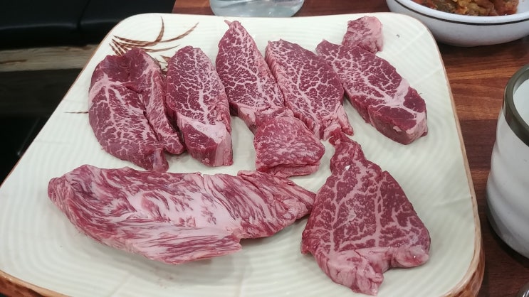 천안 저렴한 한우 봉명역 한우다 생색내기 좋은 가성비 정육식당