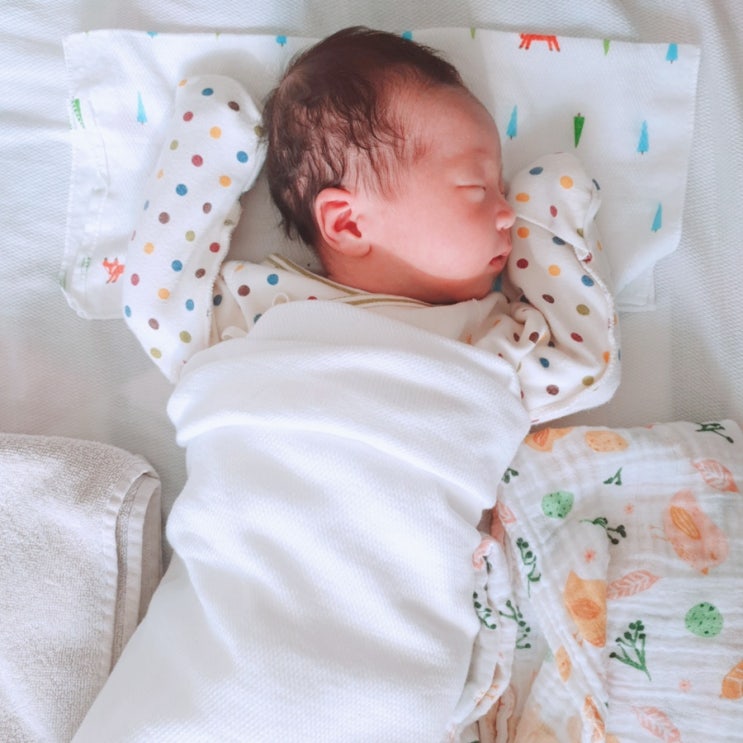  이엘이 육아일기 : 눈물의 수유일기, 신생아 직수거부
