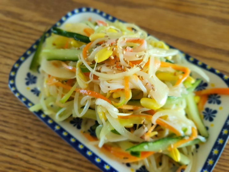  콩나물맛살무침 / 아이들반찬 / 집밥요리 / 오늘은뭐먹지 / 돌밥돌밥