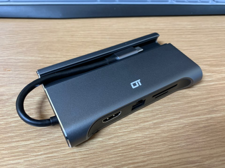  맥북용 USB-C 멀티 허브 OT-709 리뷰