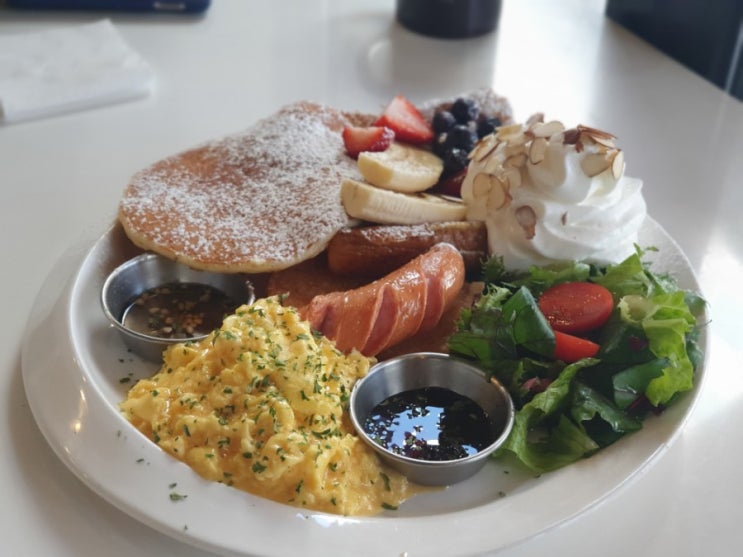  일산 백석 브런치카페 37.5 : 재방문의사? 위생X